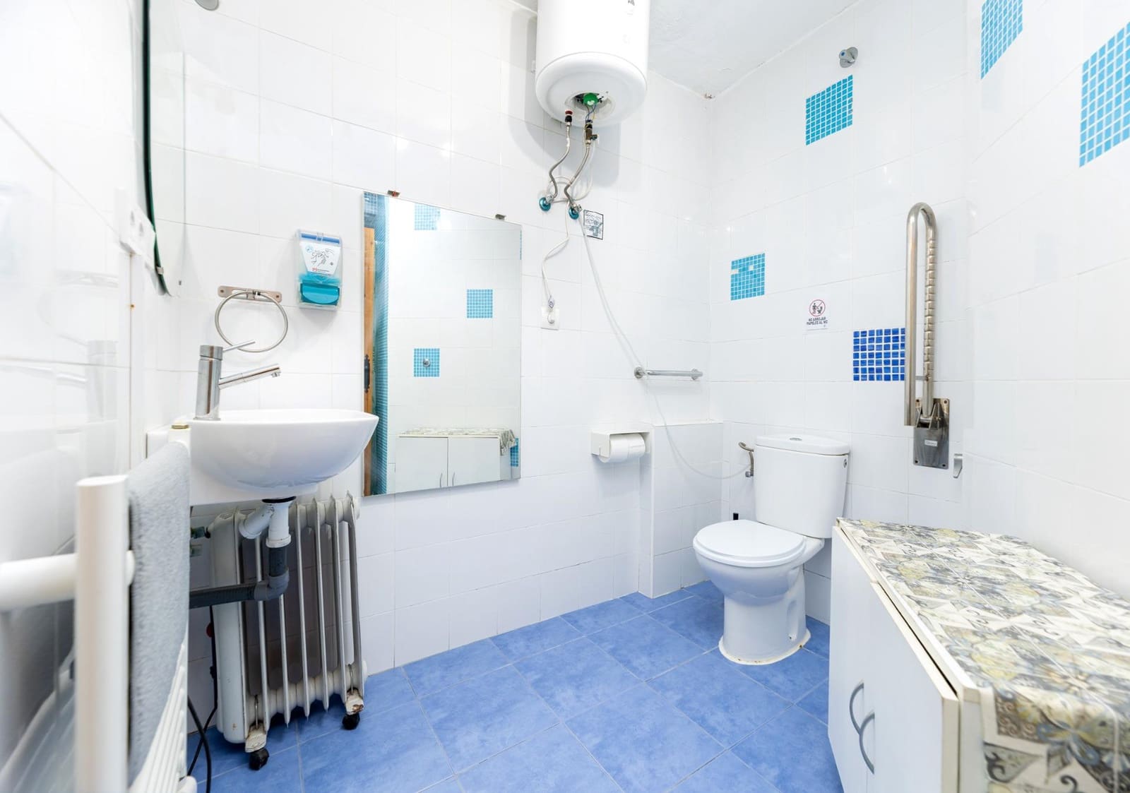 10 sypialnia Hotel na sprzedaż w Miasto Grenada - 1 900 000 € (Ref: 9656070)