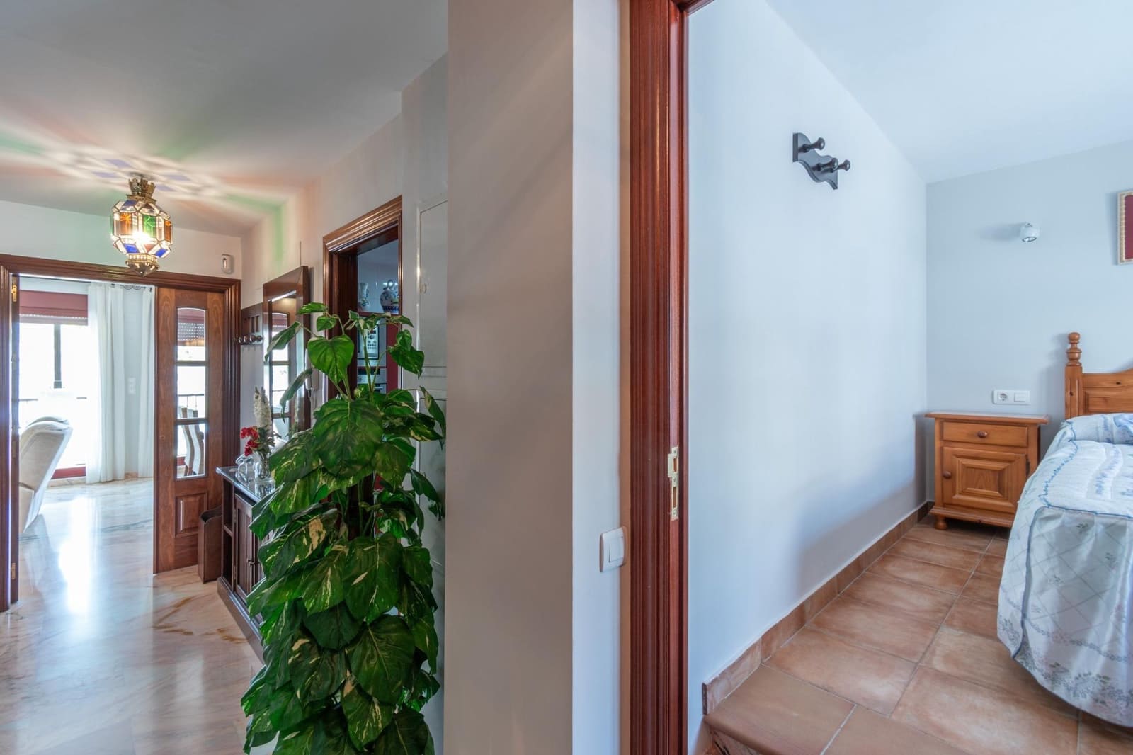 5 soverom Kjedet enebolig til salgs i Granada by med svømmebasseng garasje - € 410 000 (Ref: 9659412)