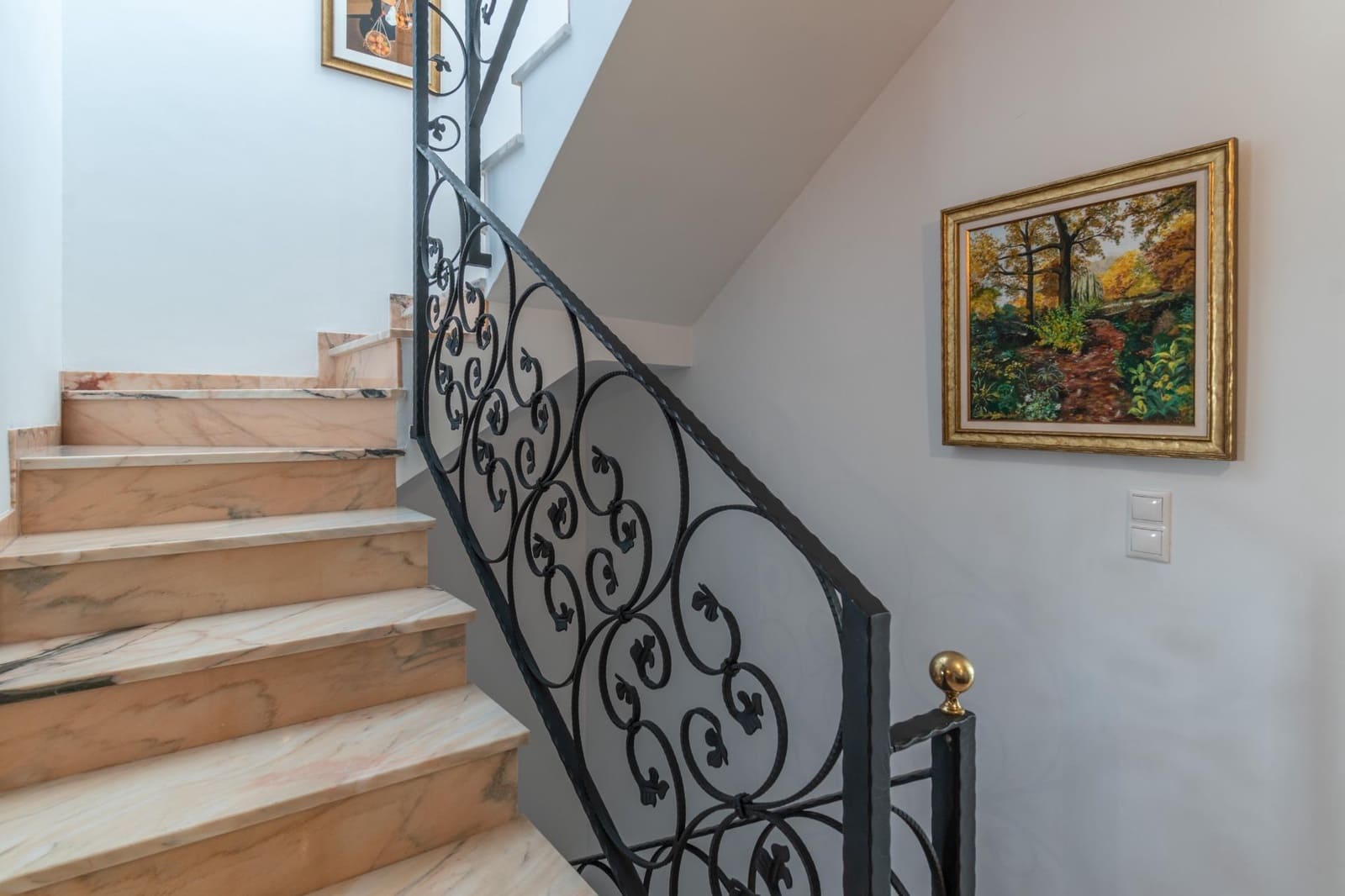 5 soverom Kjedet enebolig til salgs i Granada by med svømmebasseng garasje - € 410 000 (Ref: 9659412)