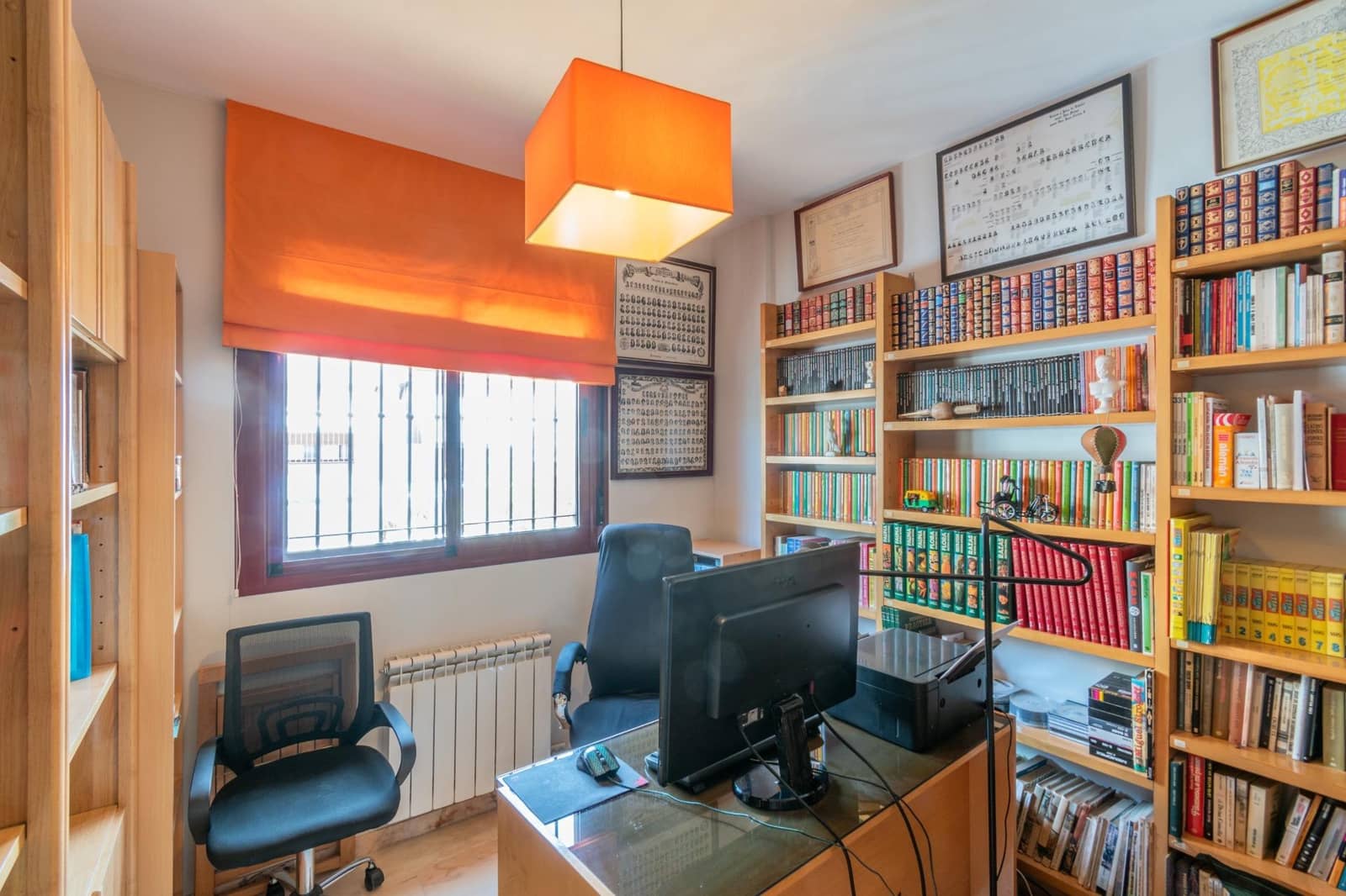 5 soverom Kjedet enebolig til salgs i Granada by med svømmebasseng garasje - € 410 000 (Ref: 9659412)