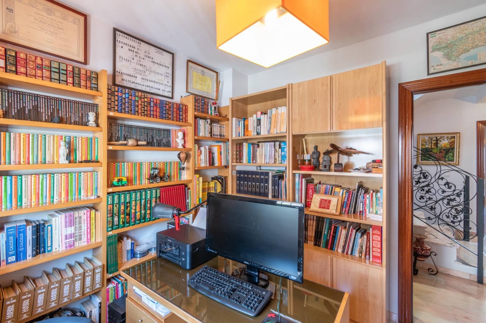 5 soverom Kjedet enebolig til salgs i Granada by med svømmebasseng garasje - € 410 000 (Ref: 9659412)