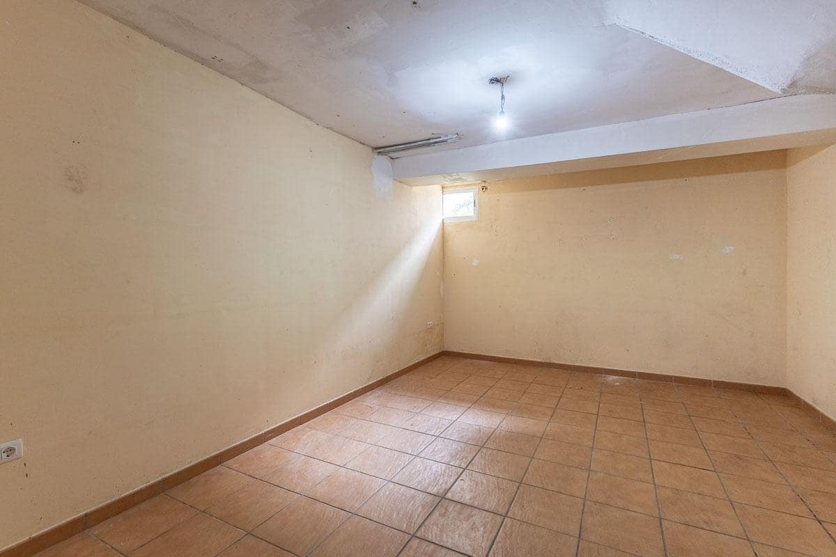 4 sypialnia Dom szeregowy na sprzedaż w La Zubia z garażem - 220 000 € (Ref: 9666470)