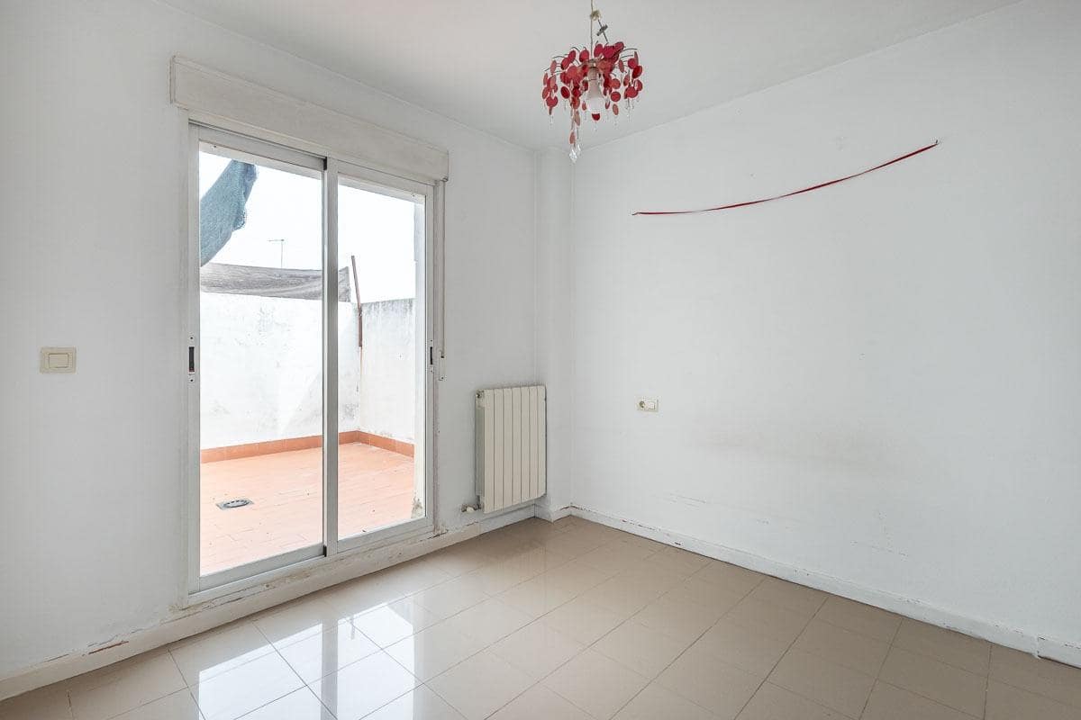 4 sypialnia Dom szeregowy na sprzedaż w La Zubia z garażem - 220 000 € (Ref: 9666470)