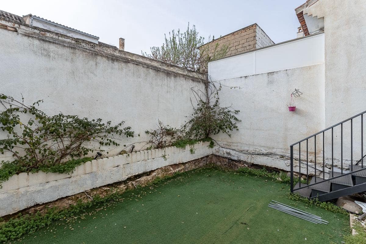 4 sypialnia Dom szeregowy na sprzedaż w La Zubia z garażem - 220 000 € (Ref: 9666470)