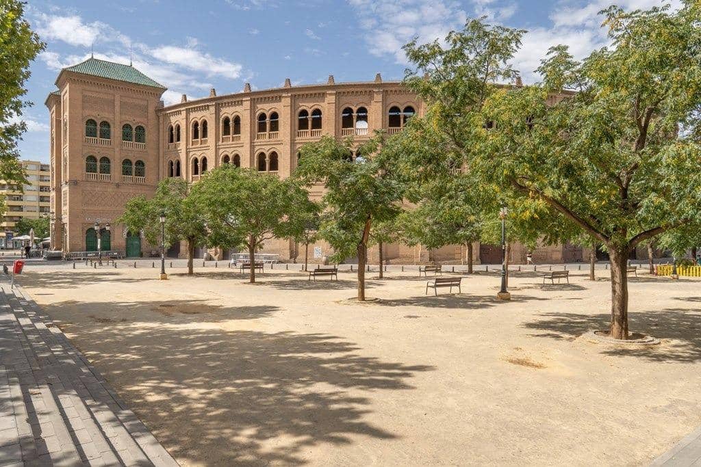 Kommersiell till salu i Granada stad - 235 000 € (Ref: 9666471)