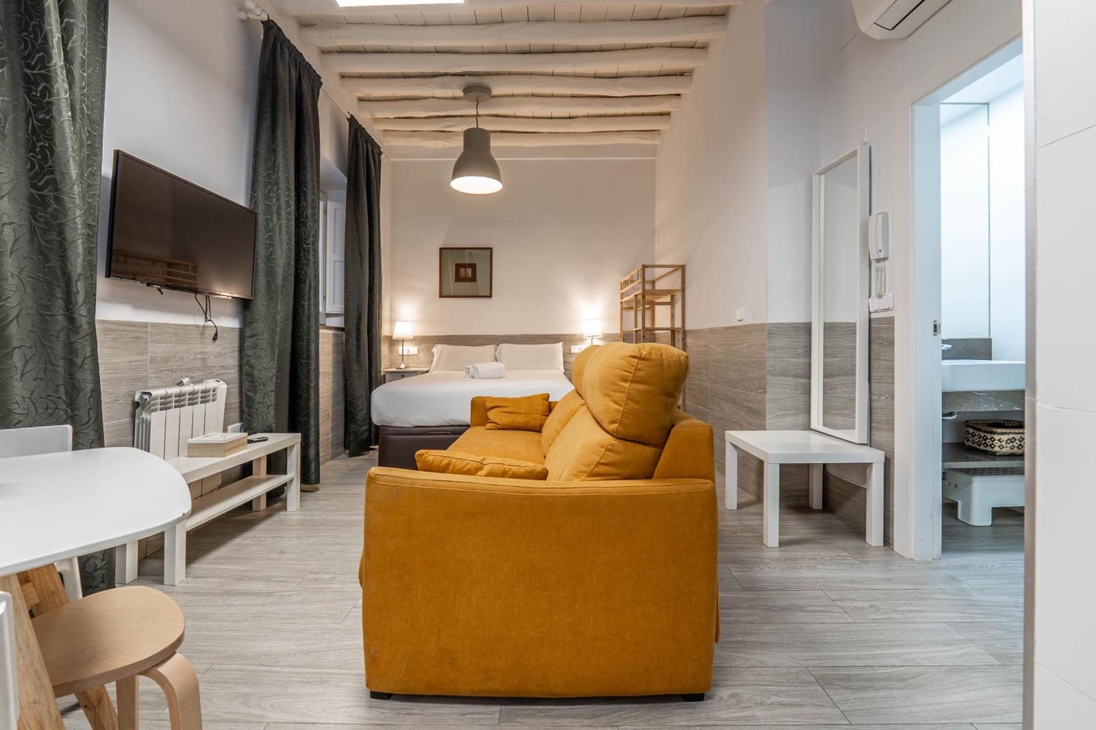 4 Zimmer Apartment zu verkaufen in Granada Stadt - 720.000 € (Ref: 9670623)