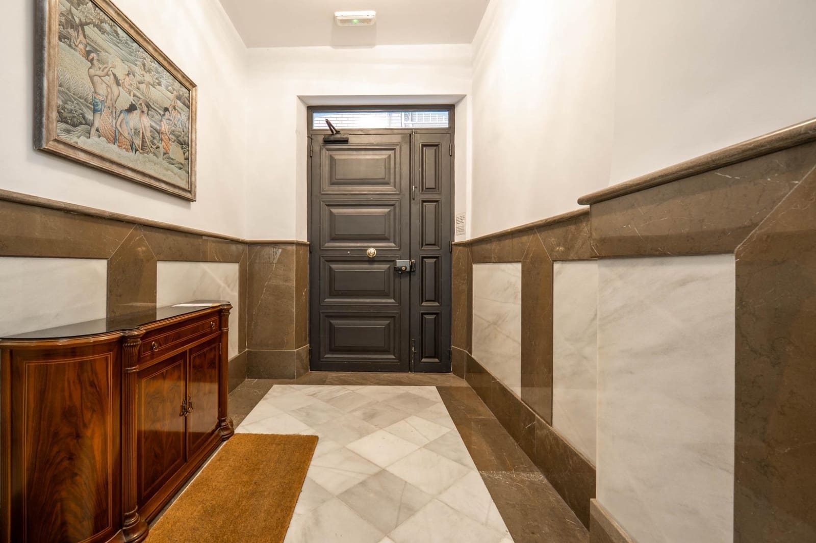 4 Zimmer Apartment zu verkaufen in Granada Stadt - 720.000 € (Ref: 9670623)