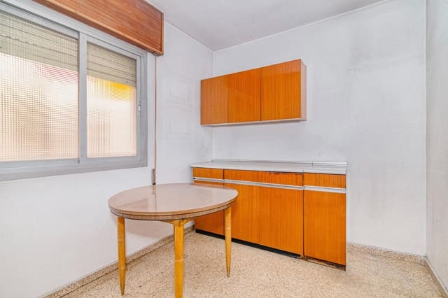 5 chambre Appartement à vendre à Centro, Grenade ville - 360 000 € (Ref: 9674189)