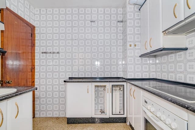 5 chambre Appartement à vendre à Centro, Grenade ville - 360 000 € (Ref: 9674189)