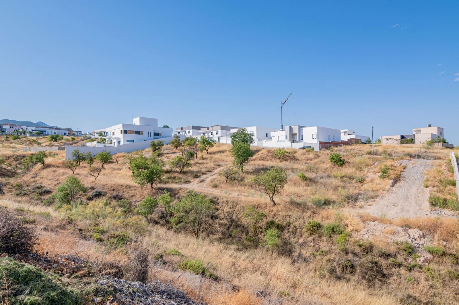 Tontti myytävänä paikassa La Zubia - 89 000 € (Ref: 9679830)