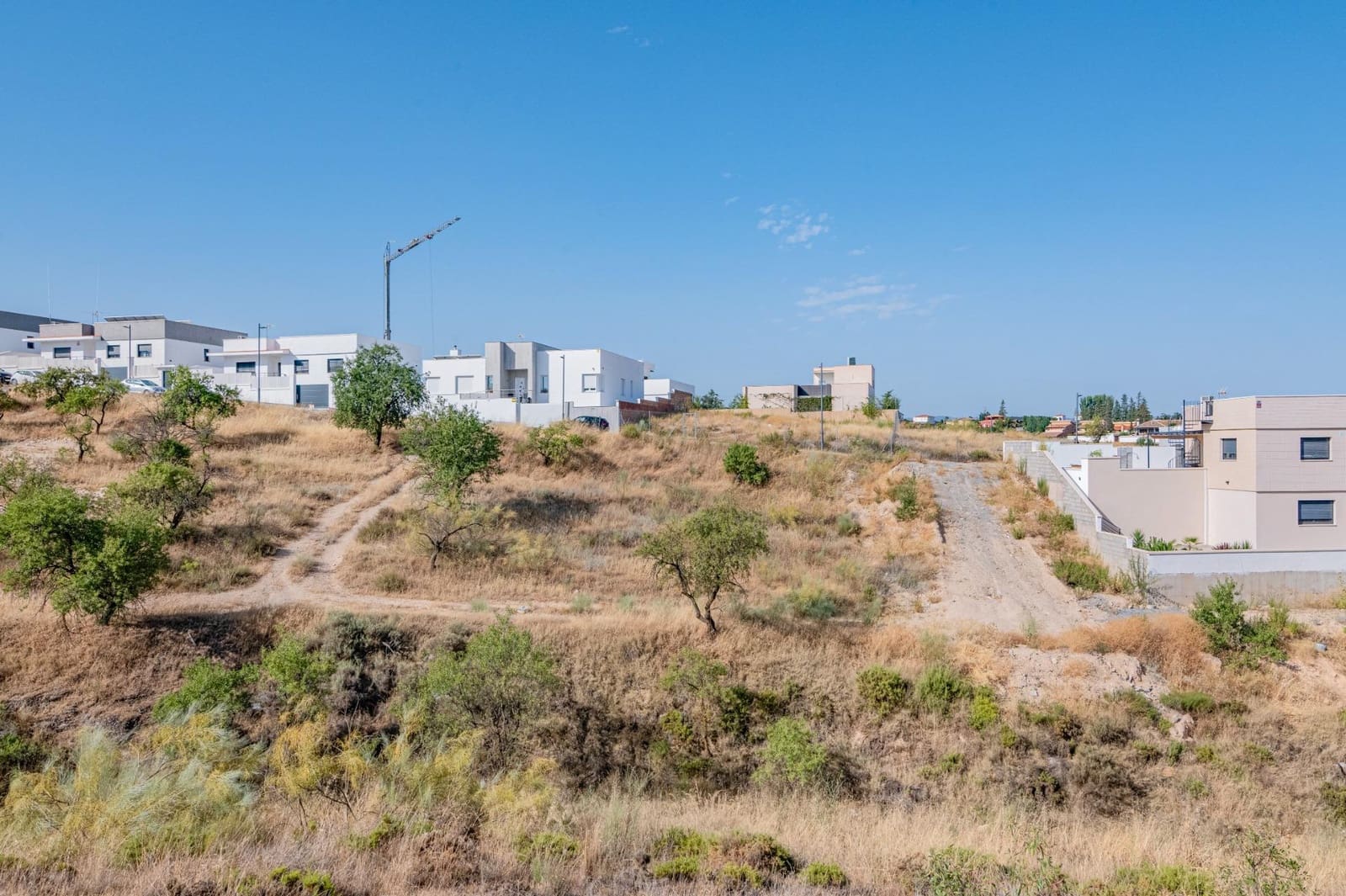 Tontti myytävänä paikassa La Zubia - 89 000 € (Ref: 9679830)