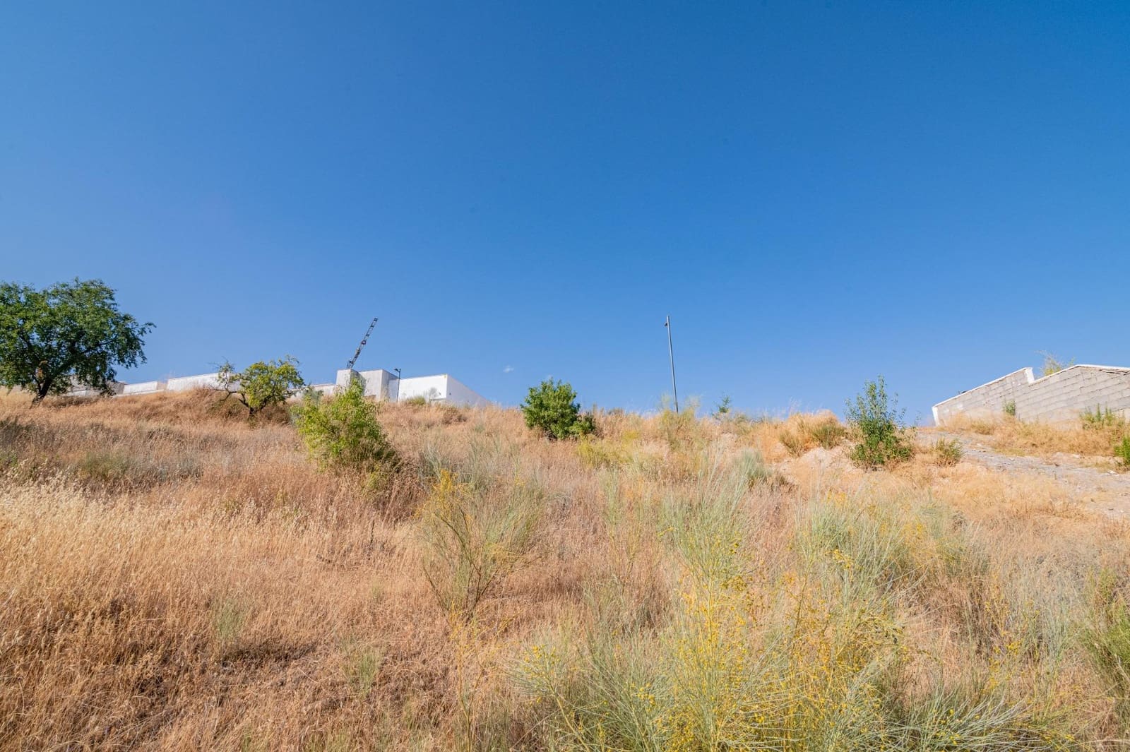 Tontti myytävänä paikassa La Zubia - 89 000 € (Ref: 9679830)