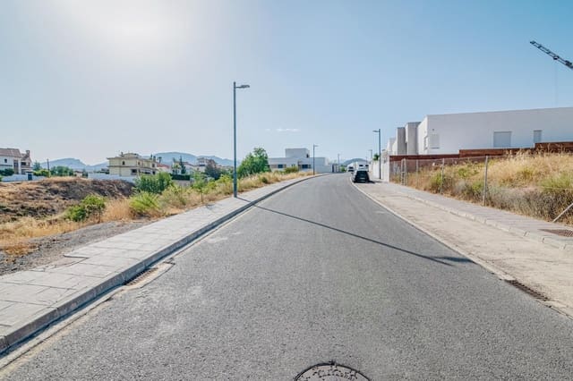 Tontti myytävänä paikassa La Zubia - 89 000 € (Ref: 9679830)