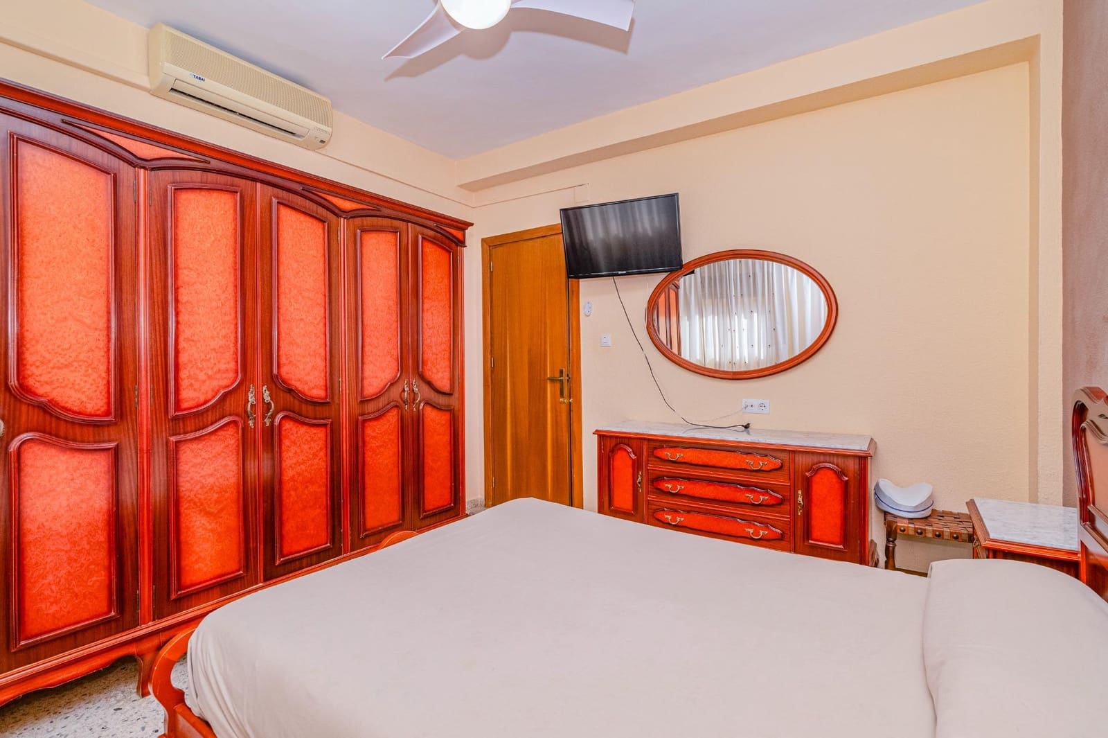 3 quarto Moradia em Banda para venda em La Zubia - 165 000 € (Ref: 9679831)