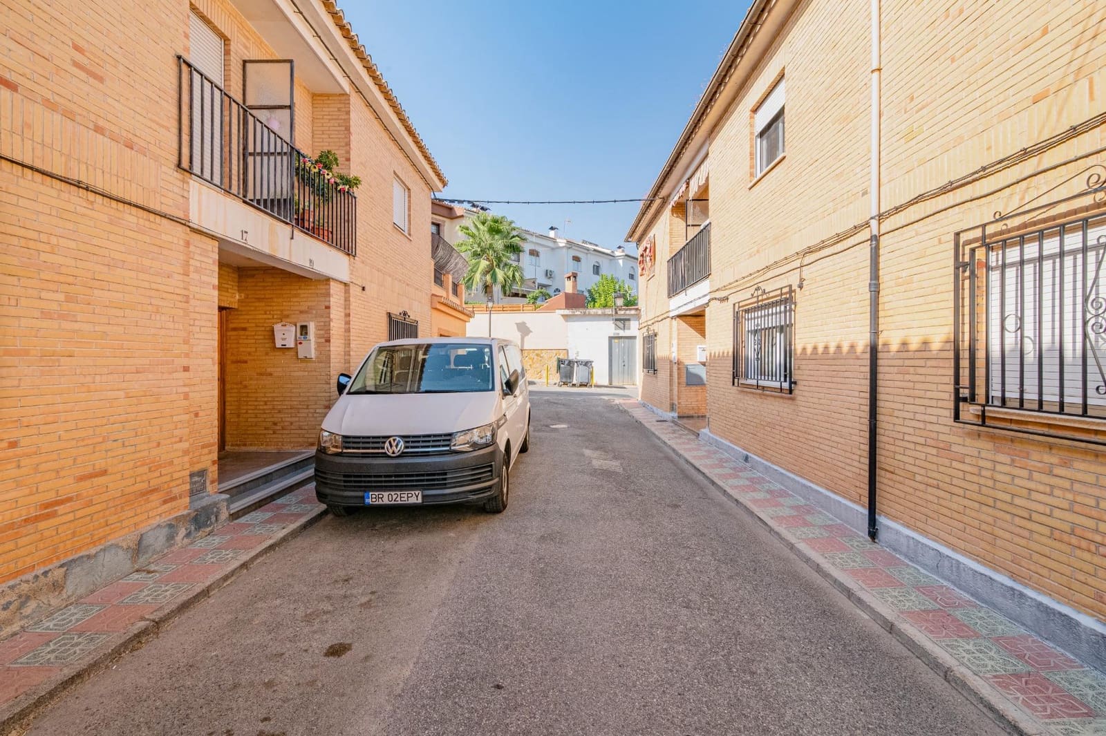 3 quarto Moradia em Banda para venda em La Zubia - 165 000 € (Ref: 9679831)