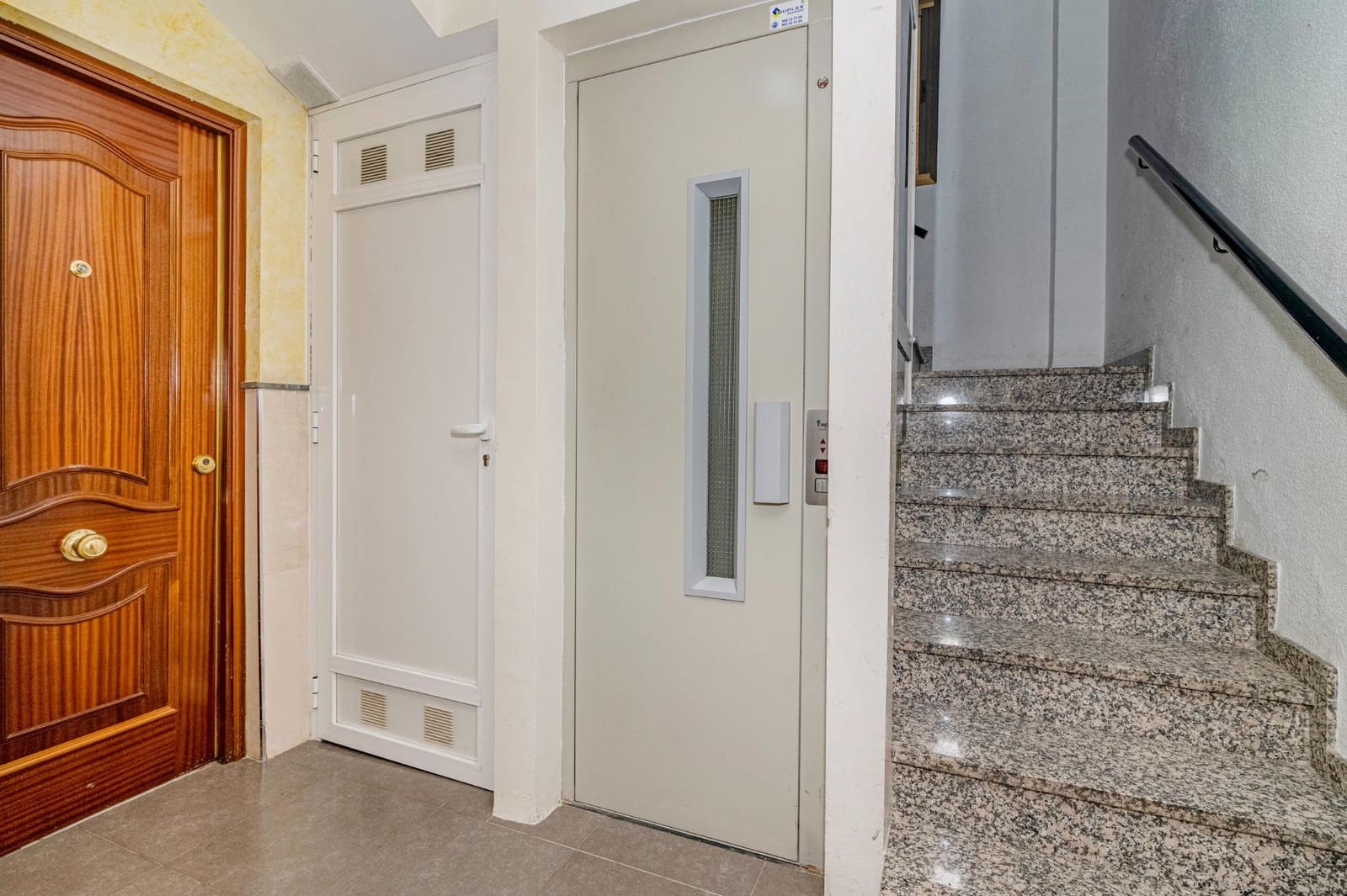 3 soveværelse Lejlighed til salg i Maracena - € 168.000 (Ref: 9679833)