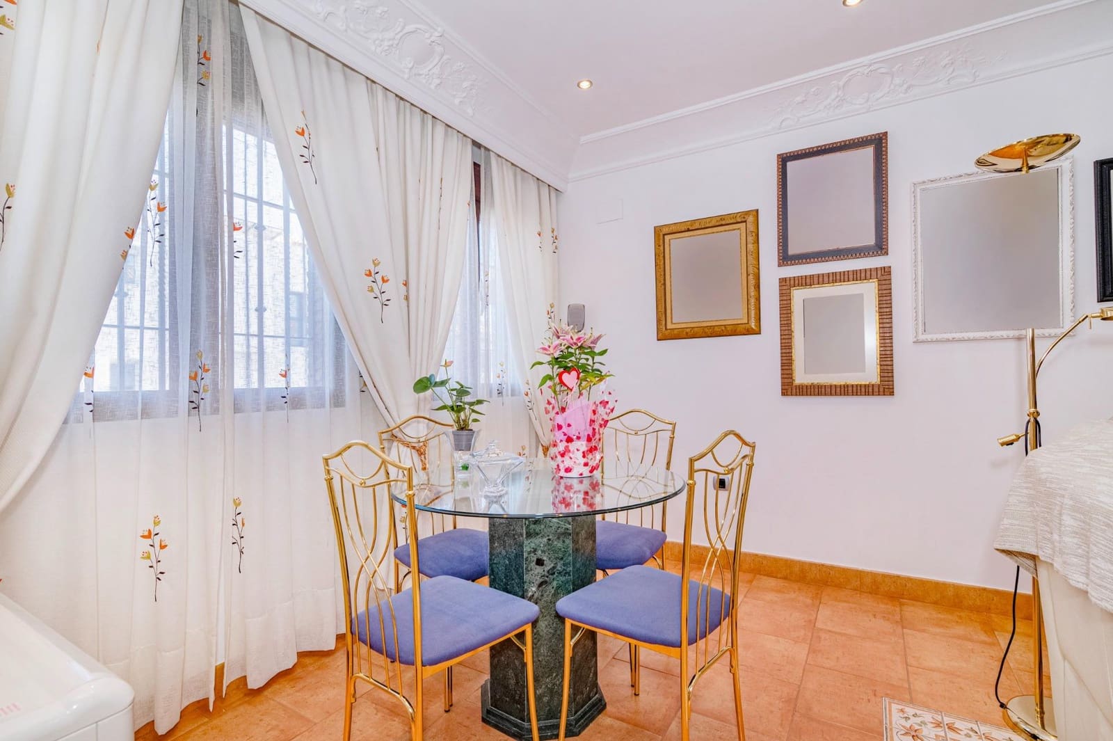 4 soveværelse Rækkehus til salg i La Zubia med swimmingpool garage - € 370.000 (Ref: 9679834)