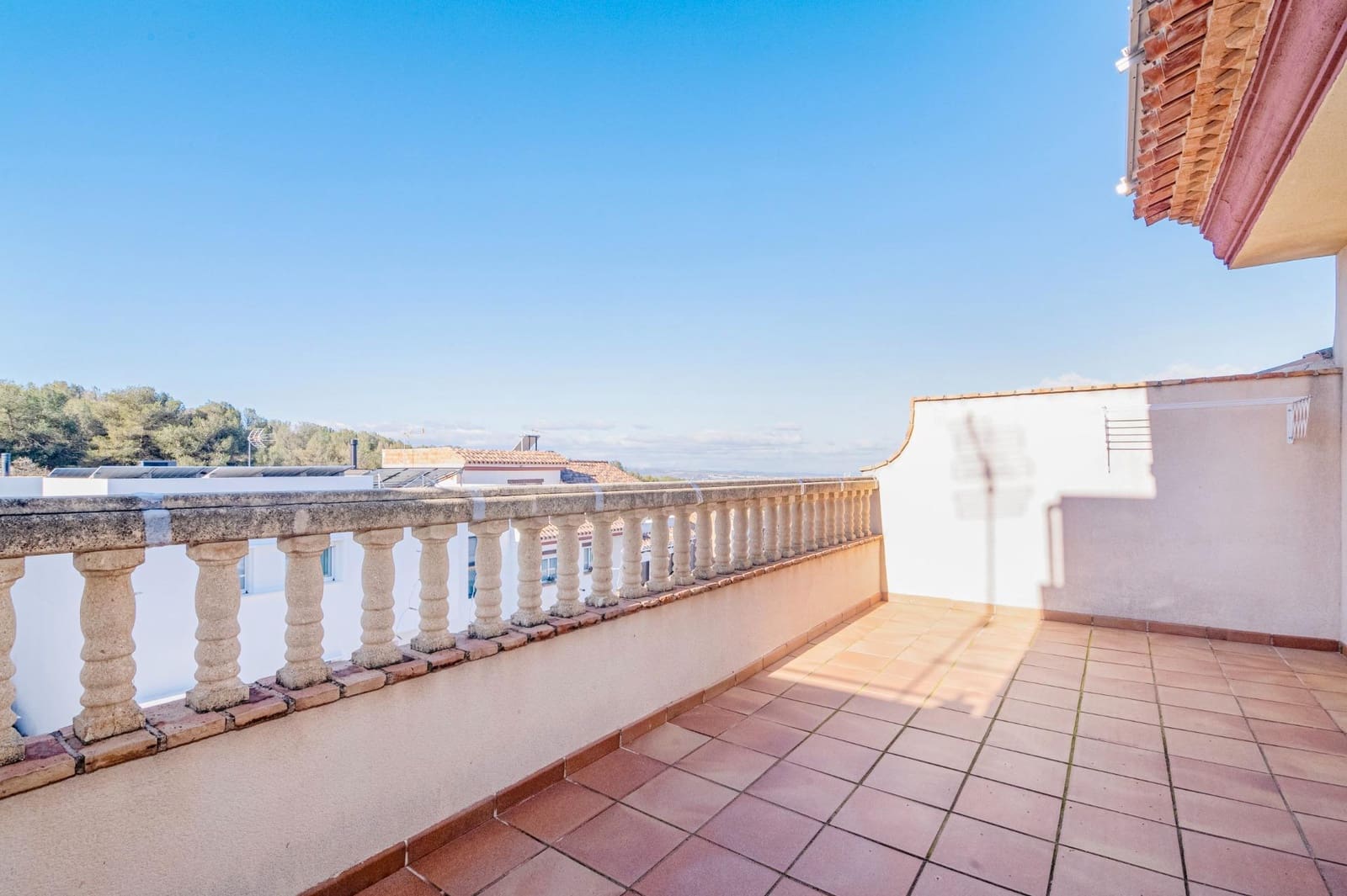 4 soveværelse Rækkehus til salg i La Zubia med swimmingpool garage - € 370.000 (Ref: 9679834)