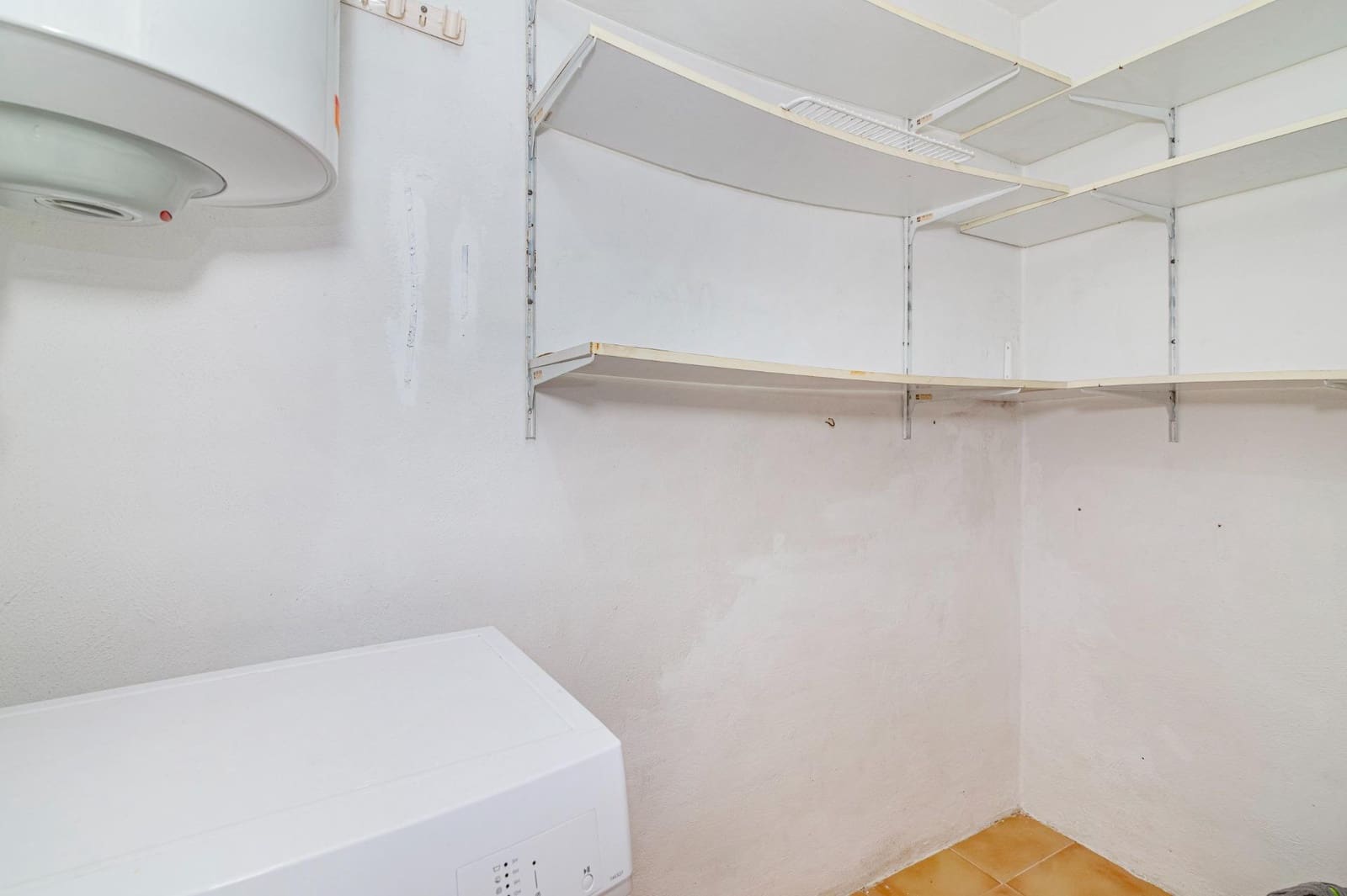 2 slaapkamer Penthouse te koop in La Zubia met zwembad garage - € 200.000 (Ref: 9679835)