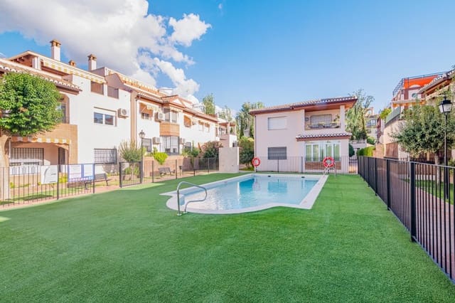 2 slaapkamer Penthouse te koop in La Zubia met zwembad garage - € 200.000 (Ref: 9679835)