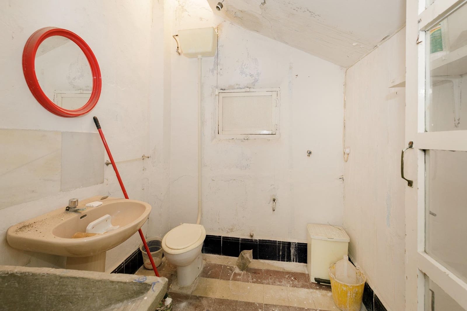 10 sypialnia Apartament na sprzedaż w Baza - 260 000 € (Ref: 9684119)