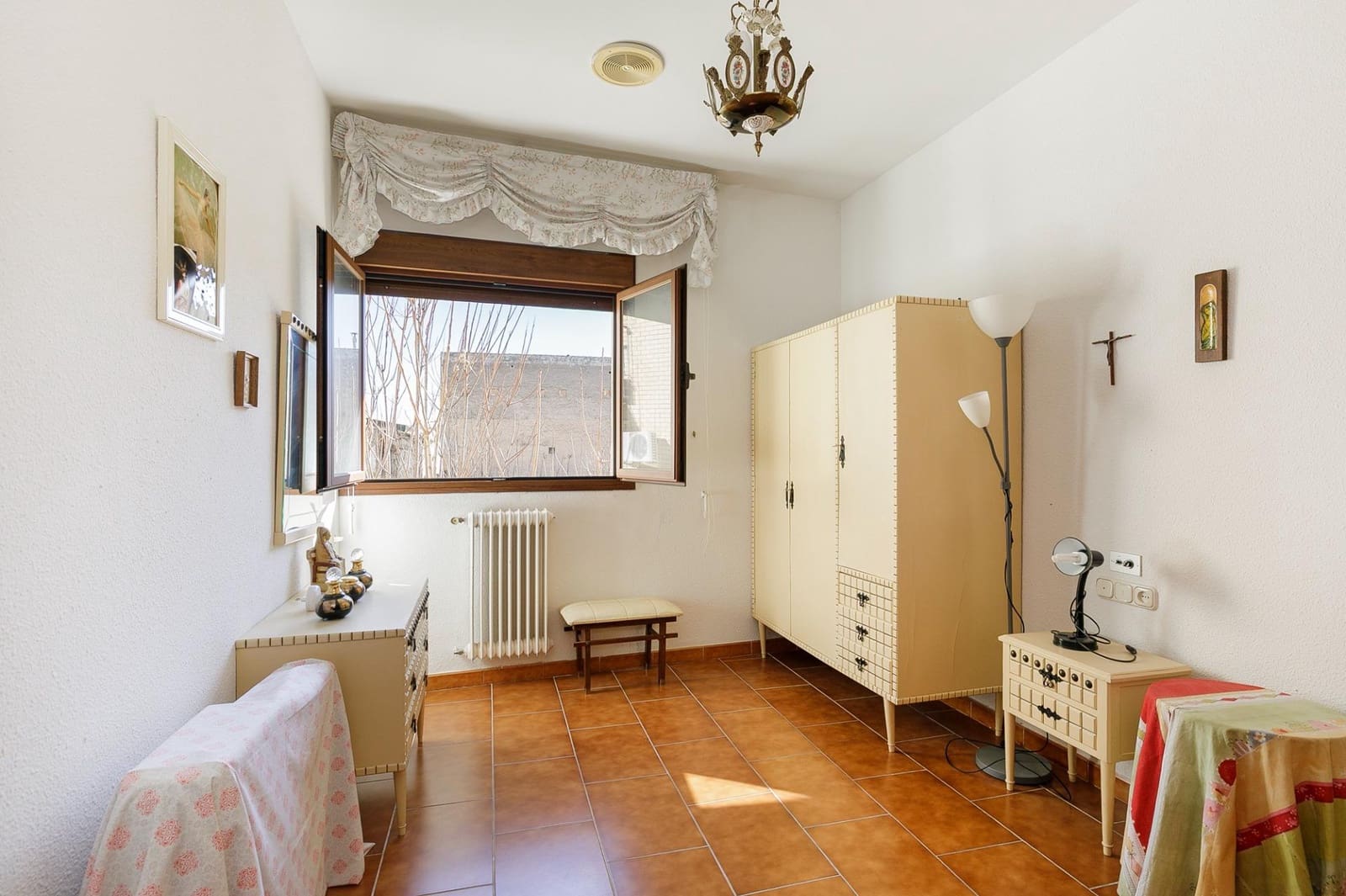 10 sypialnia Apartament na sprzedaż w Baza - 260 000 € (Ref: 9684119)