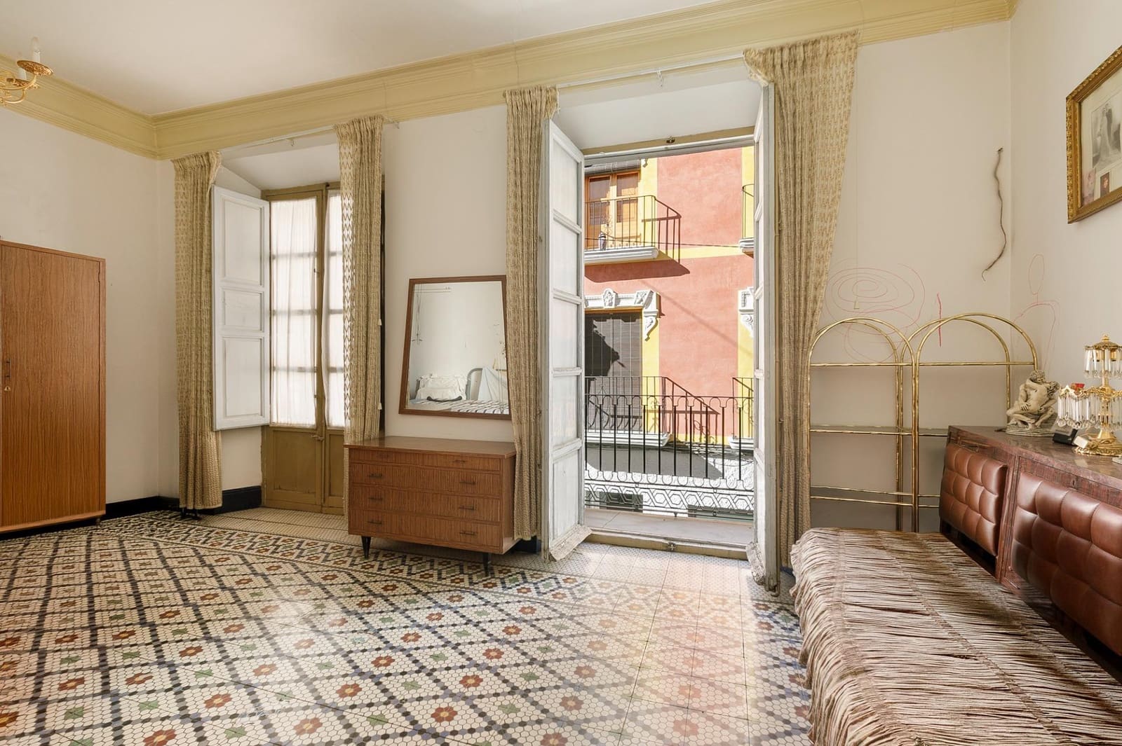 10 sypialnia Apartament na sprzedaż w Baza - 260 000 € (Ref: 9684119)