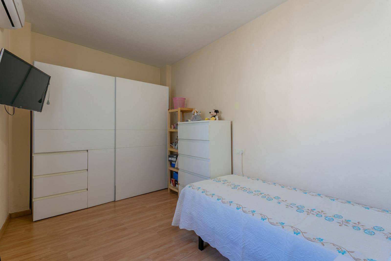 3 camera da letto Villetta a Schiera in vendita in Granada citta con garage - 290.000 € (Rif: 9686393)