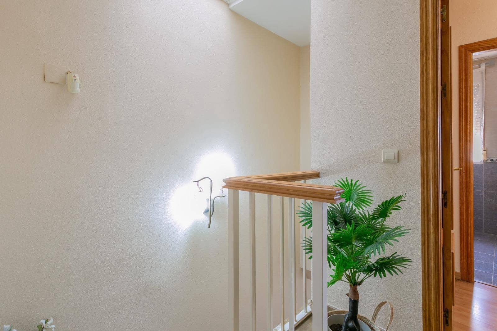 3 camera da letto Villetta a Schiera in vendita in Granada citta con garage - 290.000 € (Rif: 9686393)