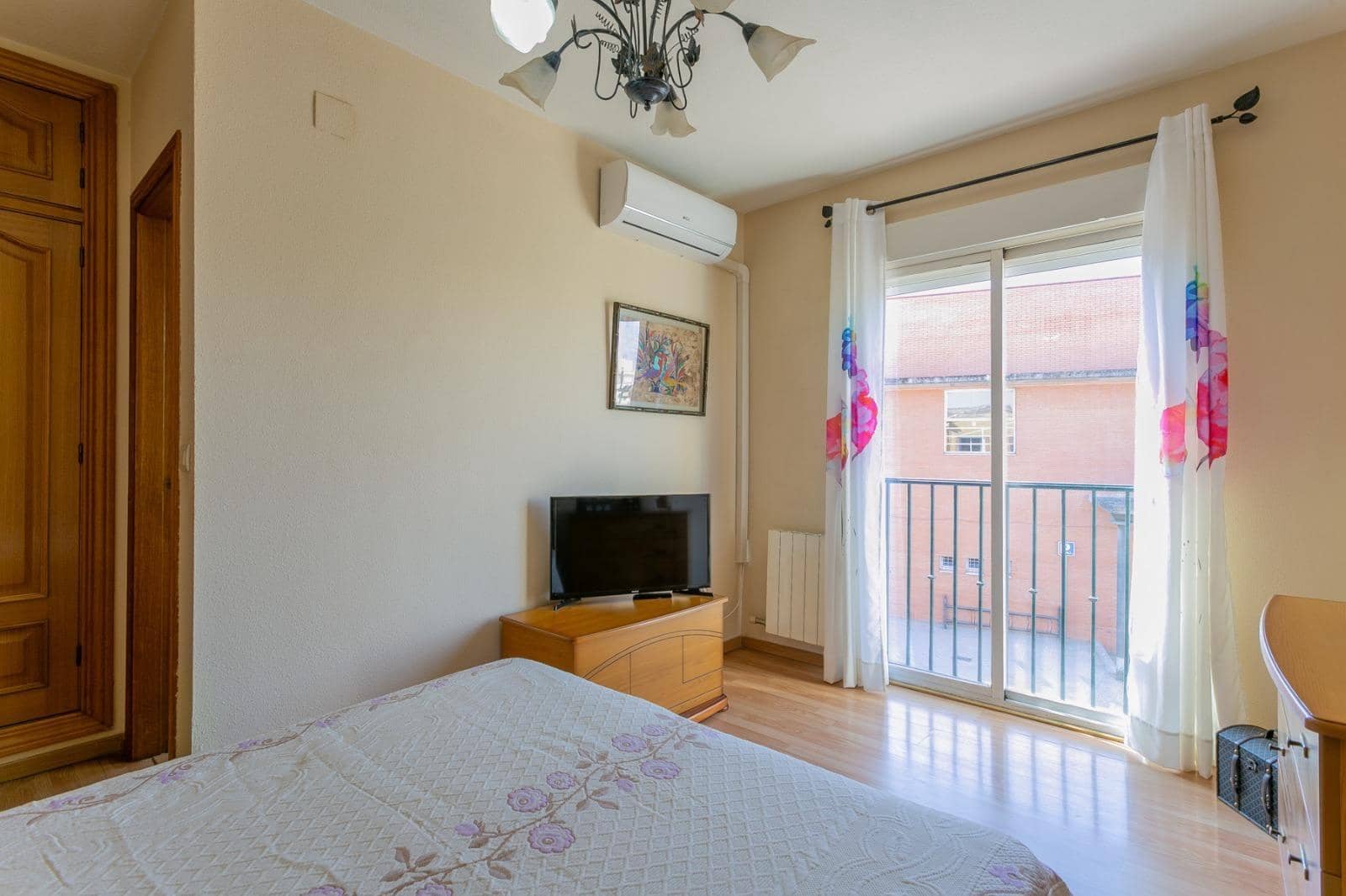 3 camera da letto Villetta a Schiera in vendita in Granada citta con garage - 290.000 € (Rif: 9686393)