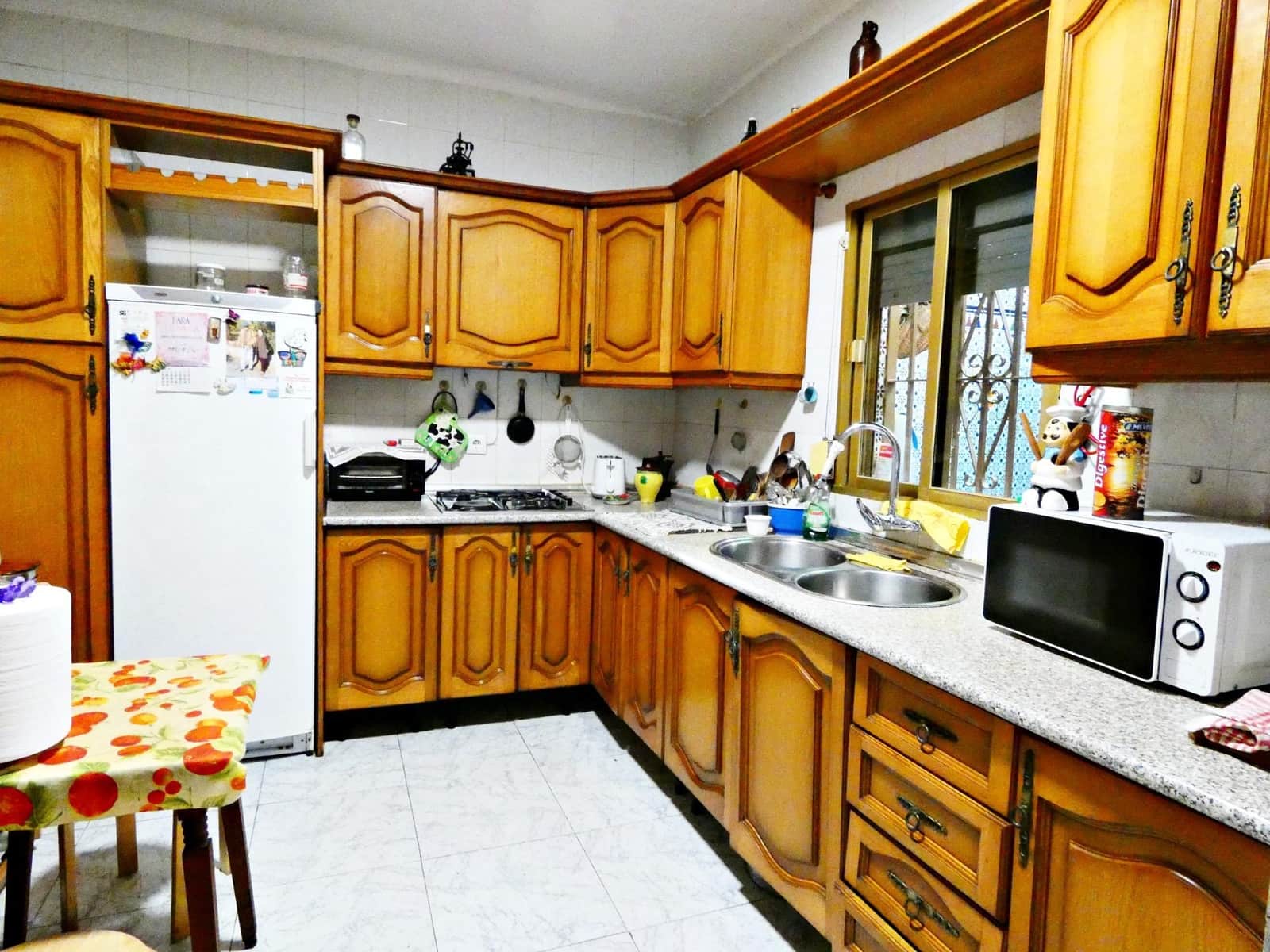 3 makuuhuone Rivitalo myytävänä paikassa Granada kaupunki - 180 000 € (Ref: 9686395)