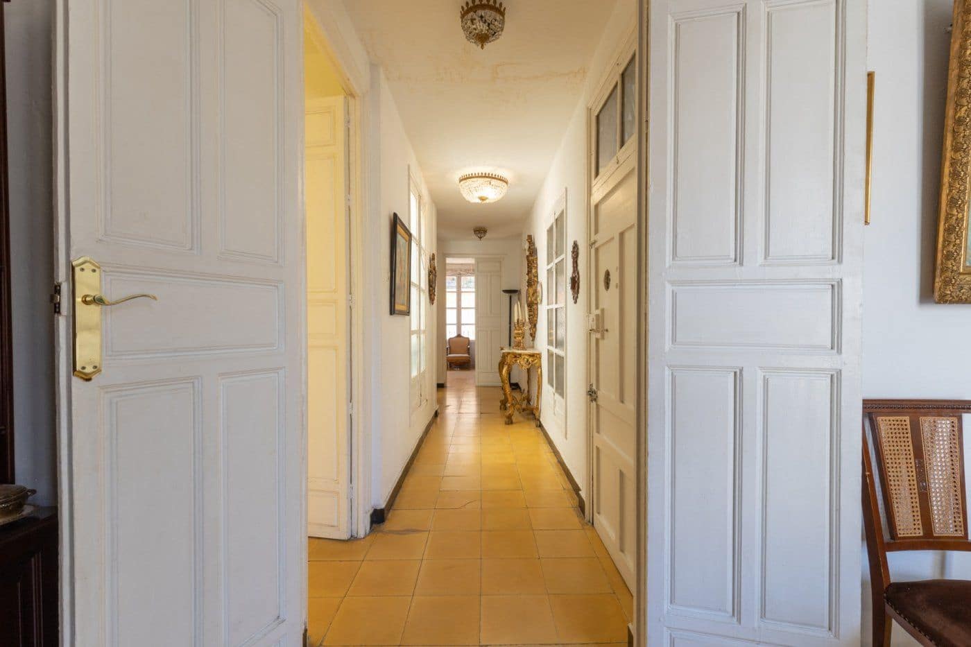 Erhverv til salg i Granada by - € 1.099.999 (Ref: 9698811)