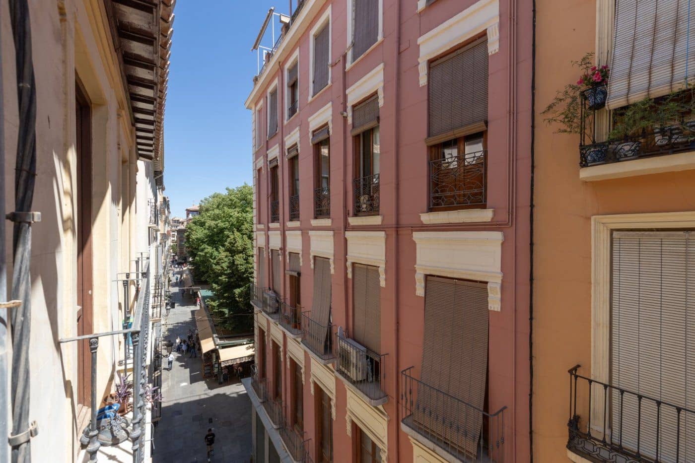 Erhverv til salg i Granada by - € 1.099.999 (Ref: 9698811)