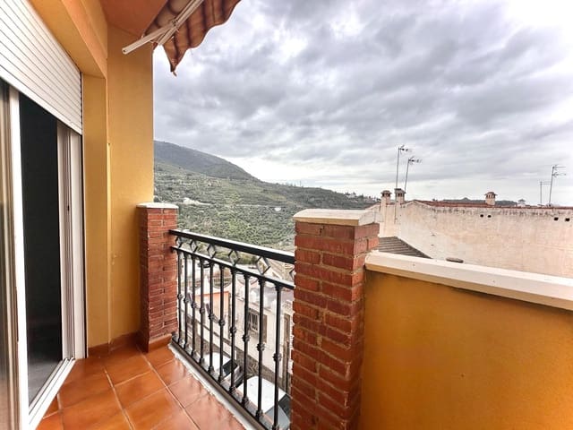 3 slaapkamer Flat te koop in Cogollos Vega met garage - € 120.000 (Ref: 9711946)