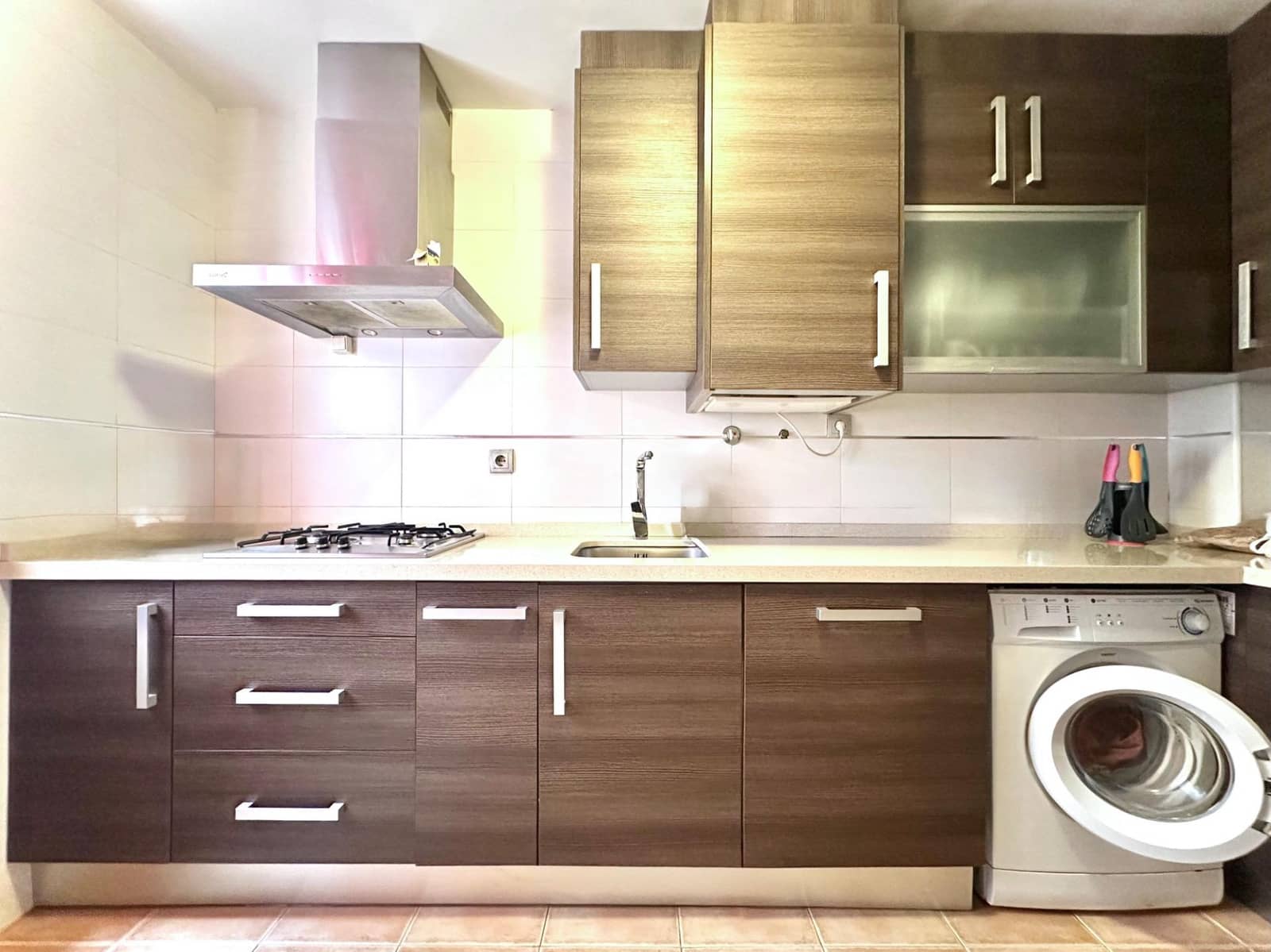 3 bedroom Flat for sale in Cogollos Vega with garage - € 120,000 (Ref: 9711946)