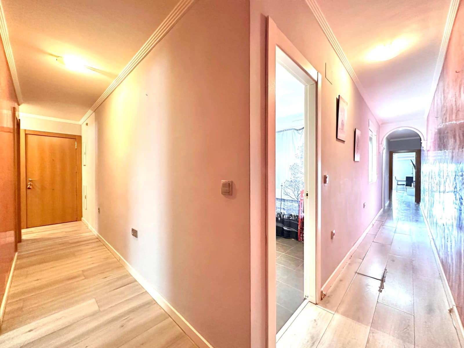 3 bedroom Flat for sale in Cogollos Vega with garage - € 120,000 (Ref: 9711946)