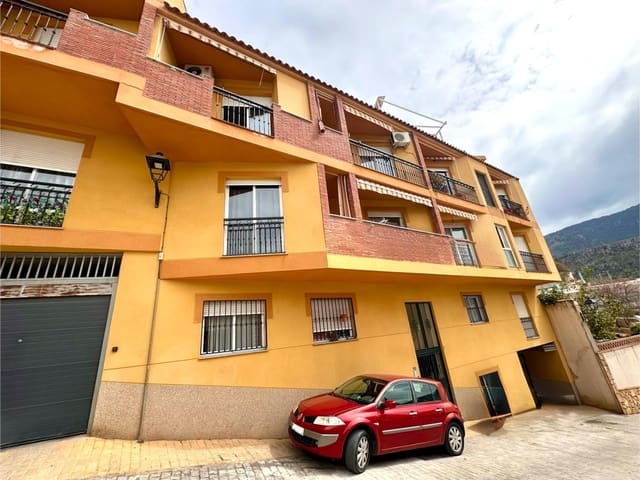 3 slaapkamer Flat te koop in Cogollos Vega met garage - € 120.000 (Ref: 9711946)