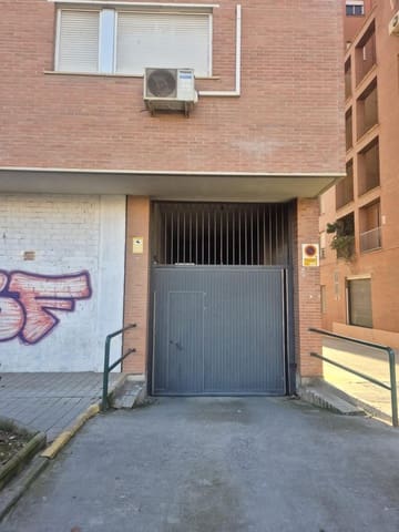 Garage til salg i Granada by - € 8.000 (Ref: 9711947)