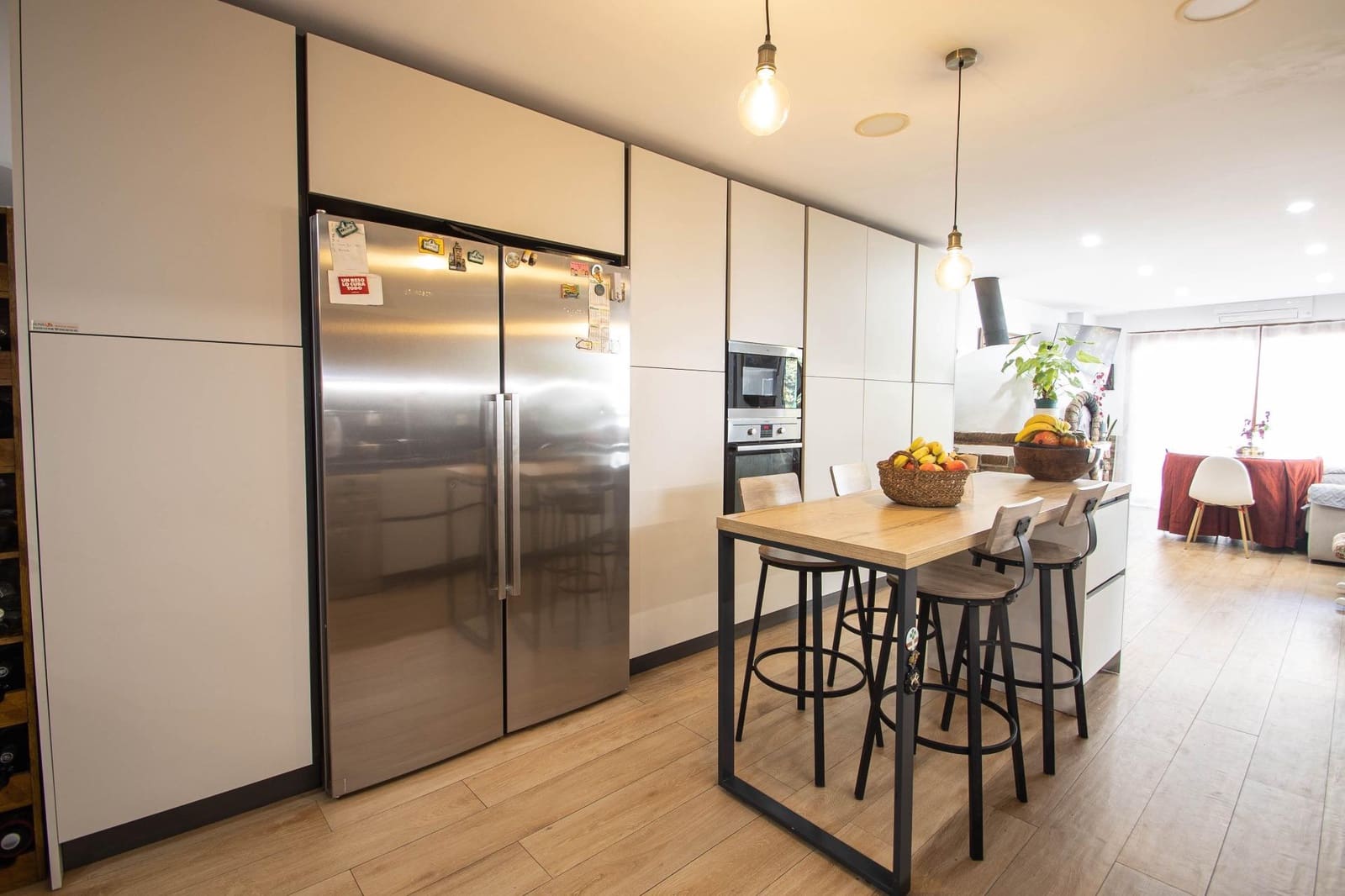 5 bedroom Villa for sale in Peligros with garage - € 498,000 (Ref: 9711948)