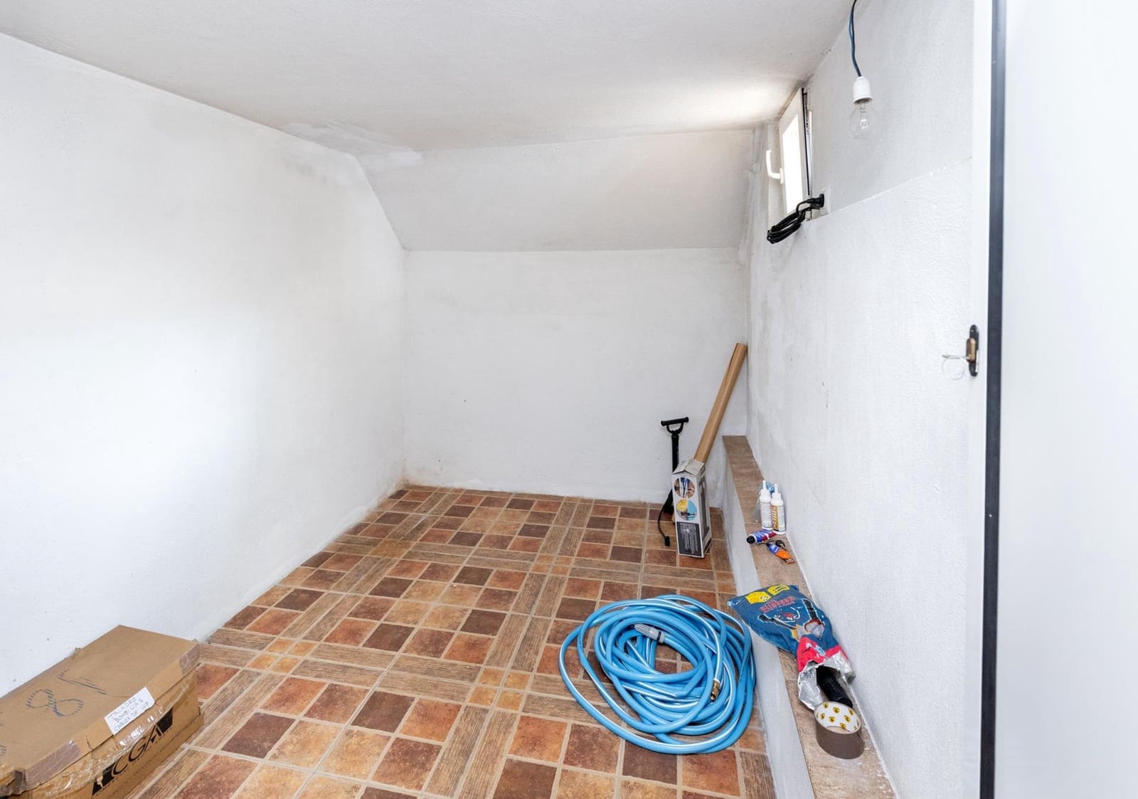 Chalet de 3 habitaciones en Ogíjares en venta con garaje - 329.000 € (Ref: 9711949)