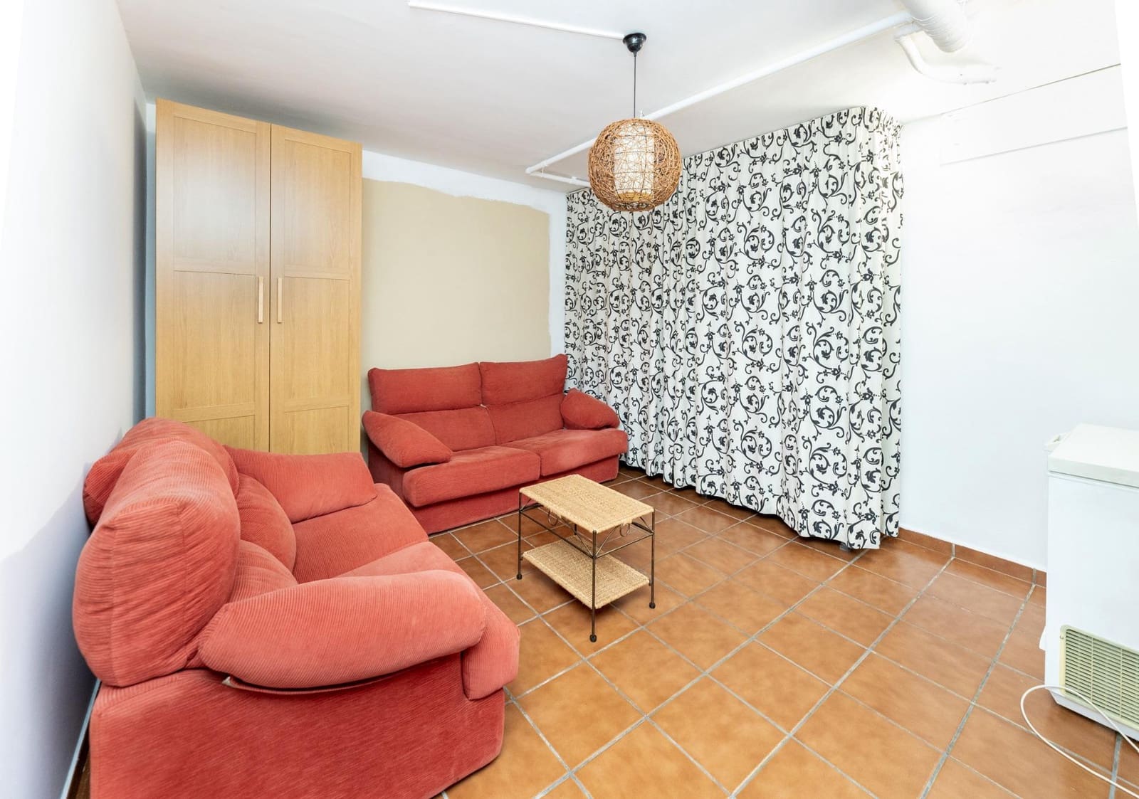 Chalet de 3 habitaciones en Ogíjares en venta con garaje - 329.000 € (Ref: 9711949)