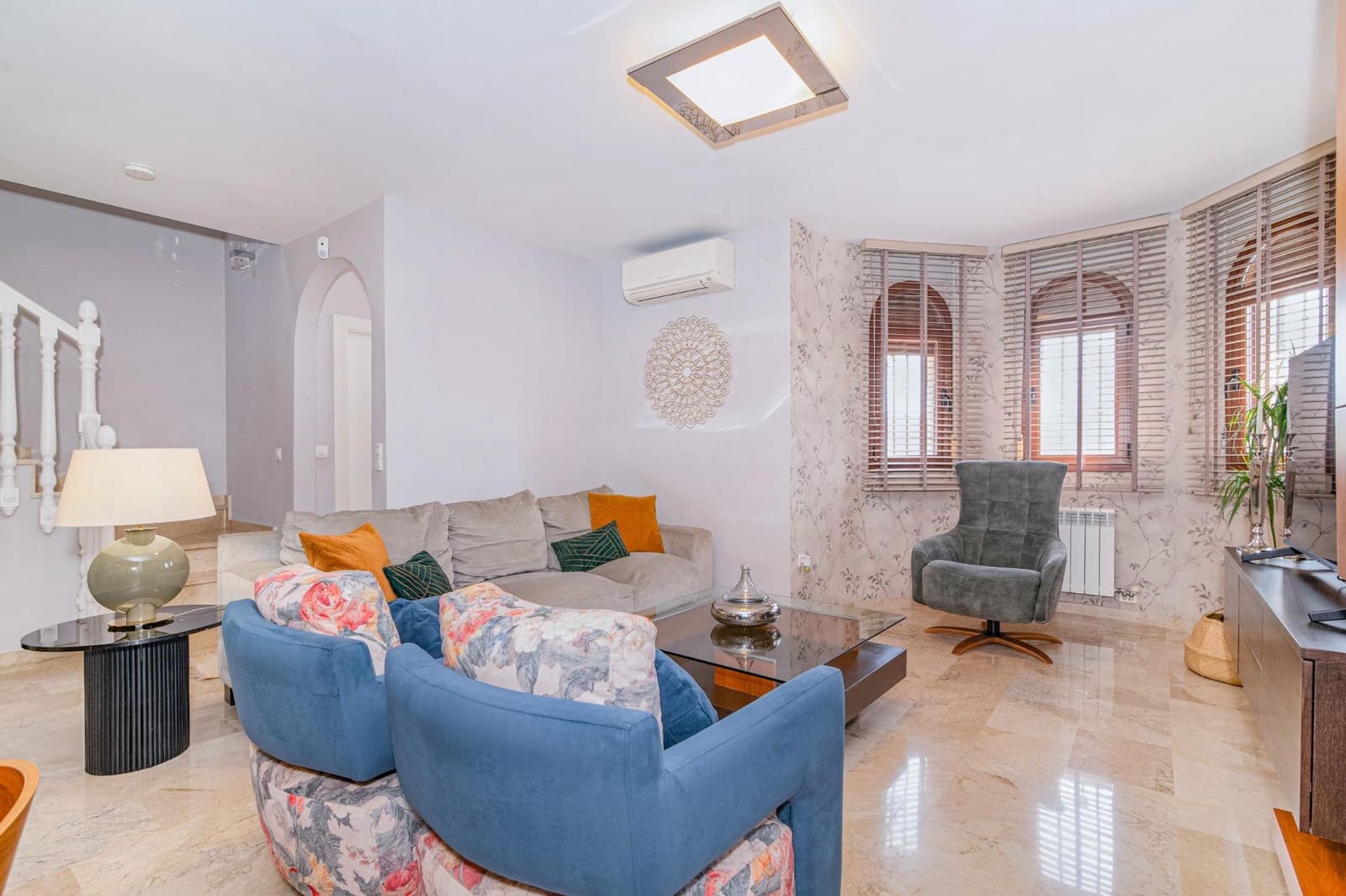 3 bedroom Semi-detached Villa for sale in Peligros with pool garage - € 318,000 (Ref: 9711950)