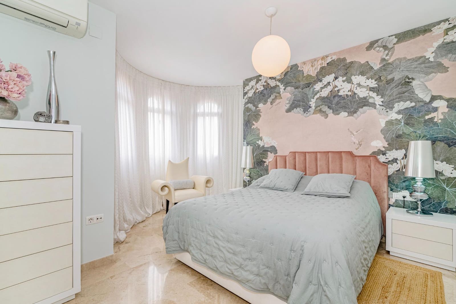 3 bedroom Semi-detached Villa for sale in Peligros with pool garage - € 318,000 (Ref: 9711950)