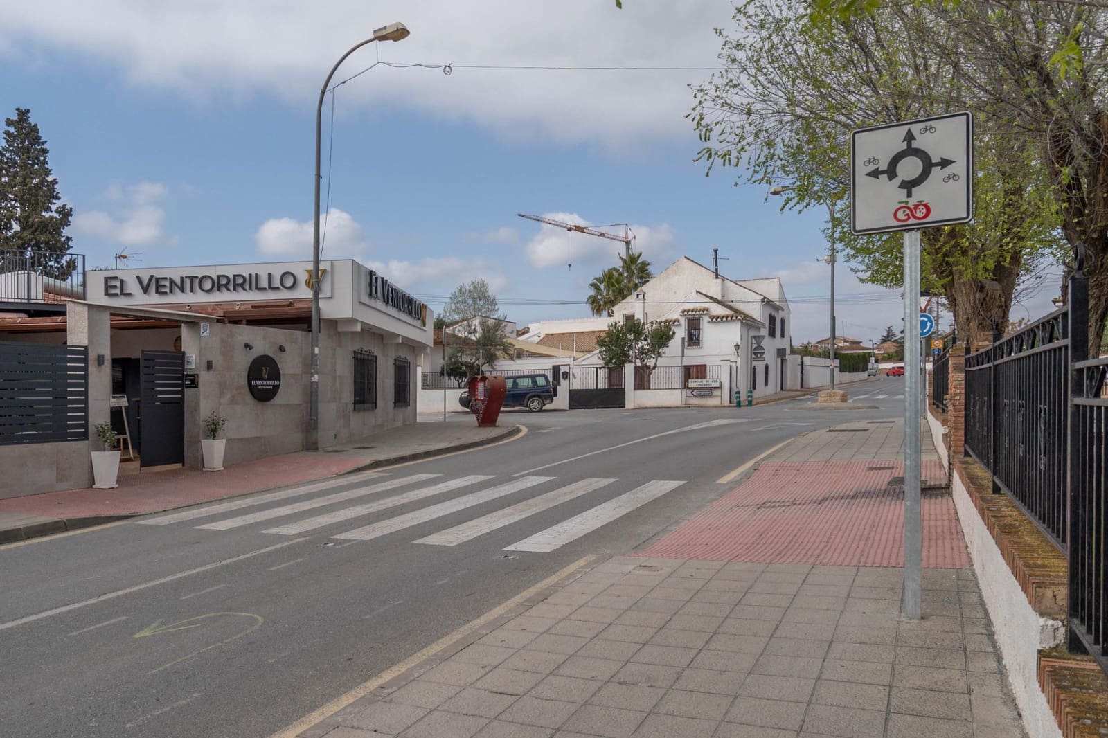 3 bedroom Villa for sale in Cullar Vega with pool garage - € 450,000 (Ref: 9719904)