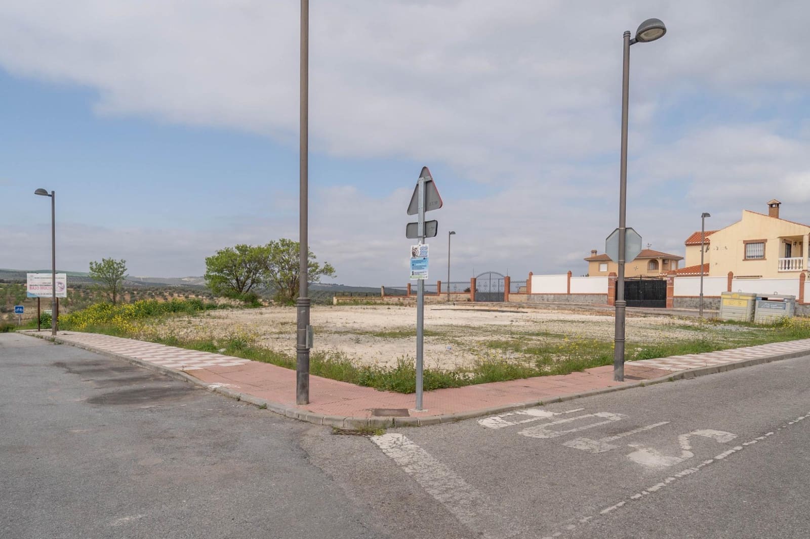 3 bedroom Villa for sale in Cullar Vega with pool garage - € 450,000 (Ref: 9719904)