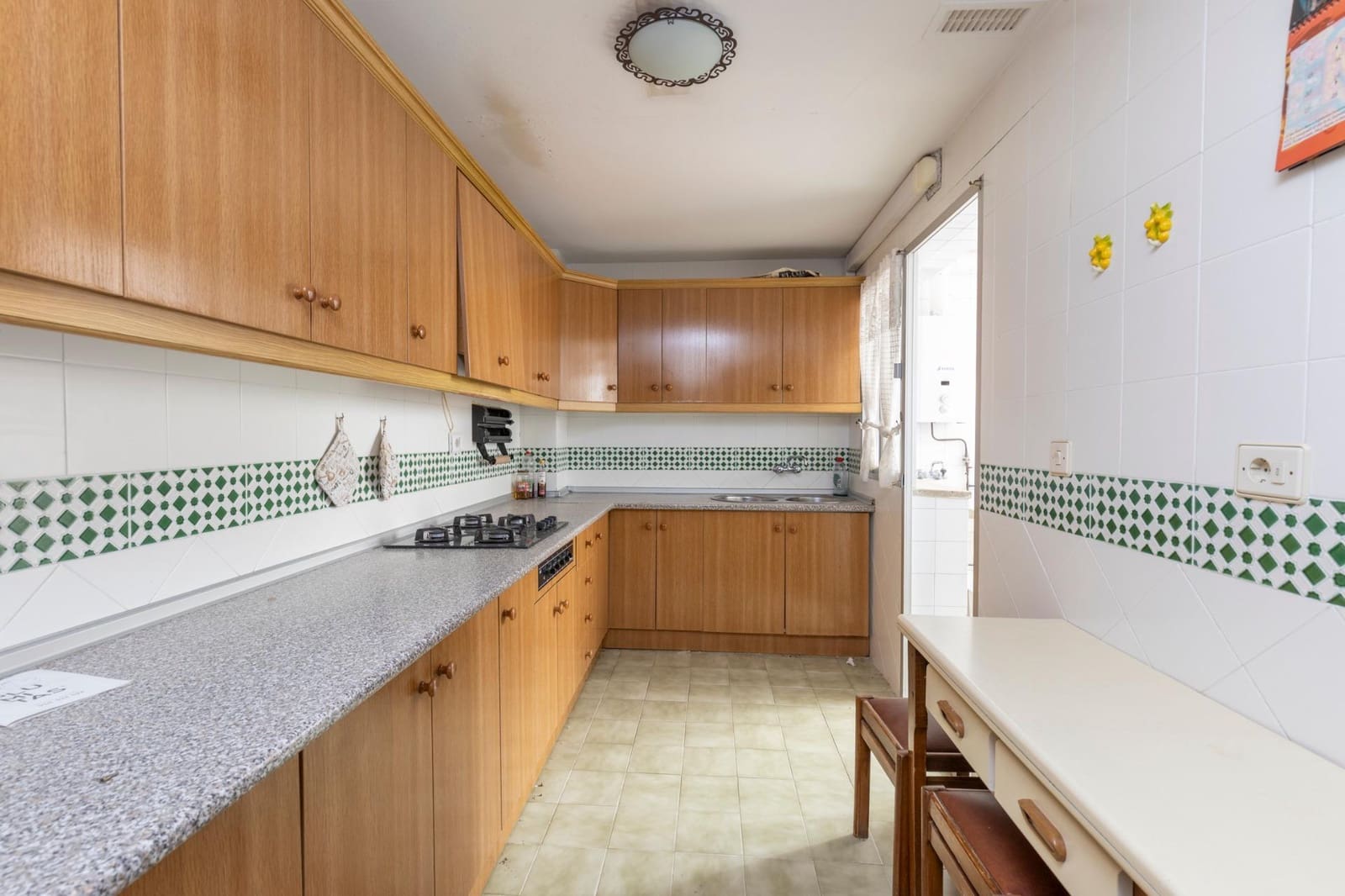 4 bedroom Flat for sale in Loja - € 119,000 (Ref: 9721670)