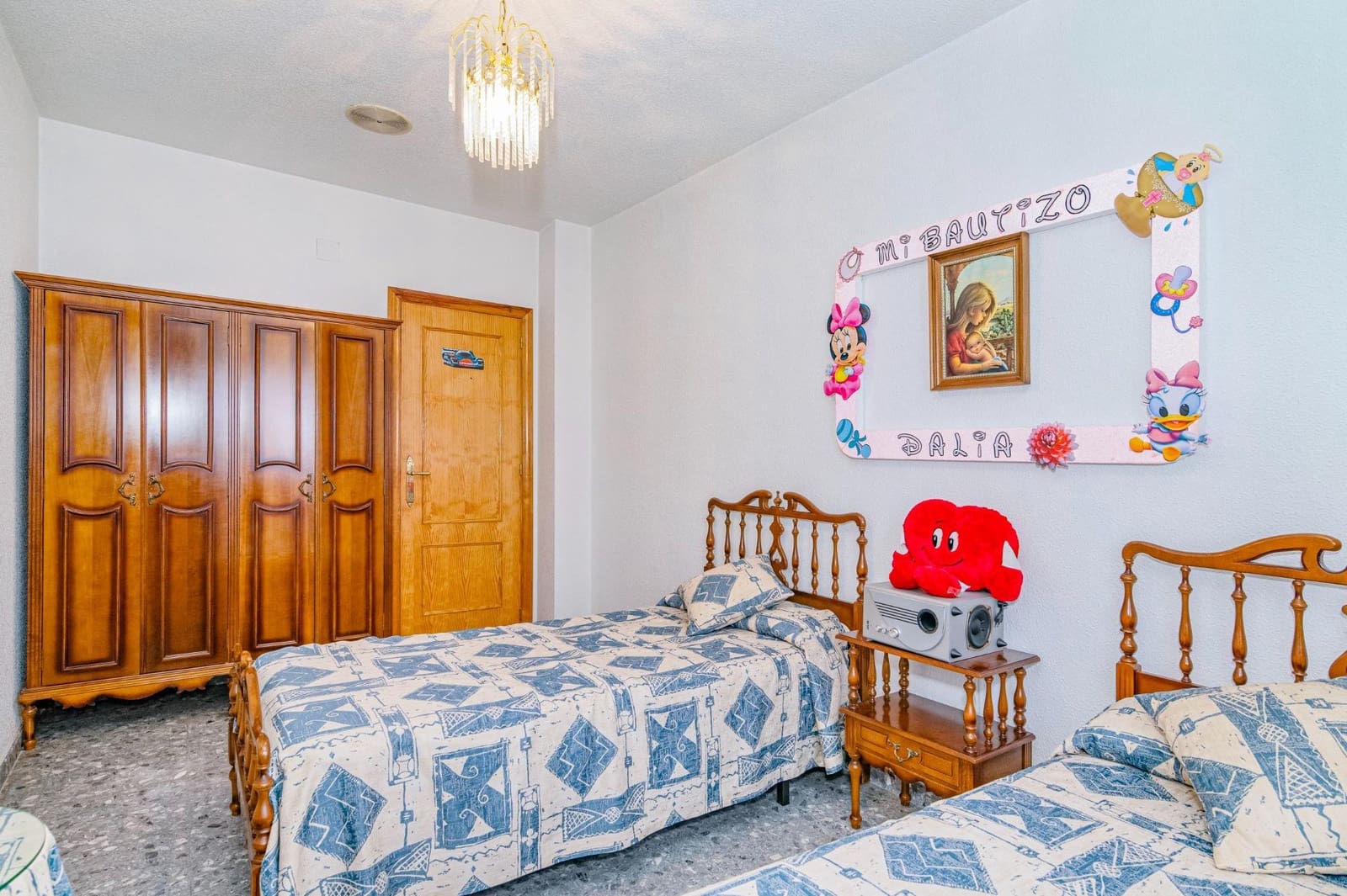 4 bedroom Villa for sale in Peligros with pool - € 395,000 (Ref: 9732080)