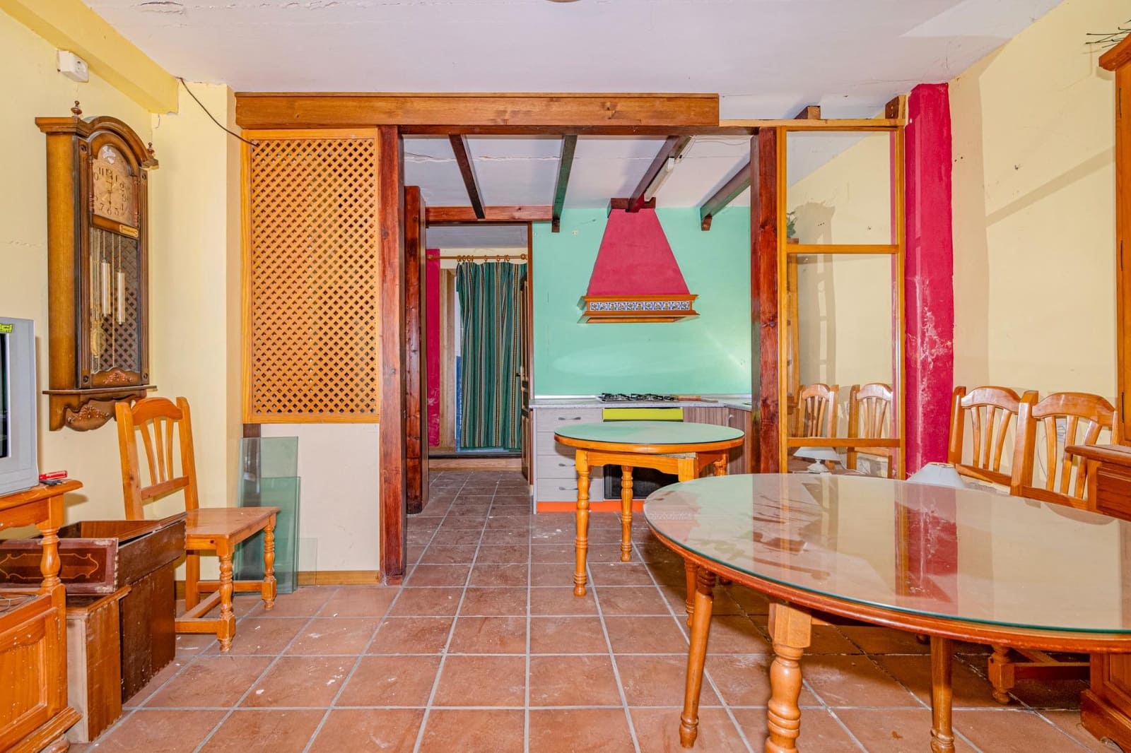 5 bedroom Finca/Country House for sale in Illora - € 44,000 (Ref: 9735569)