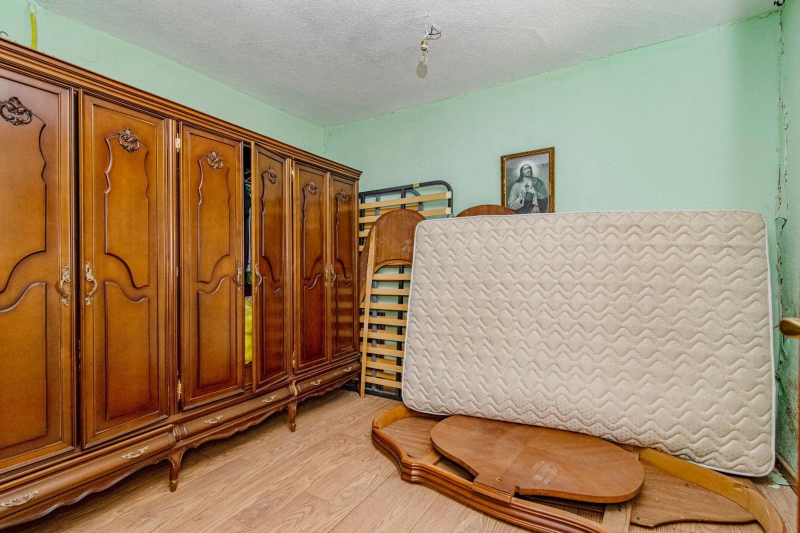 5 bedroom Finca/Country House for sale in Illora - € 44,000 (Ref: 9735569)