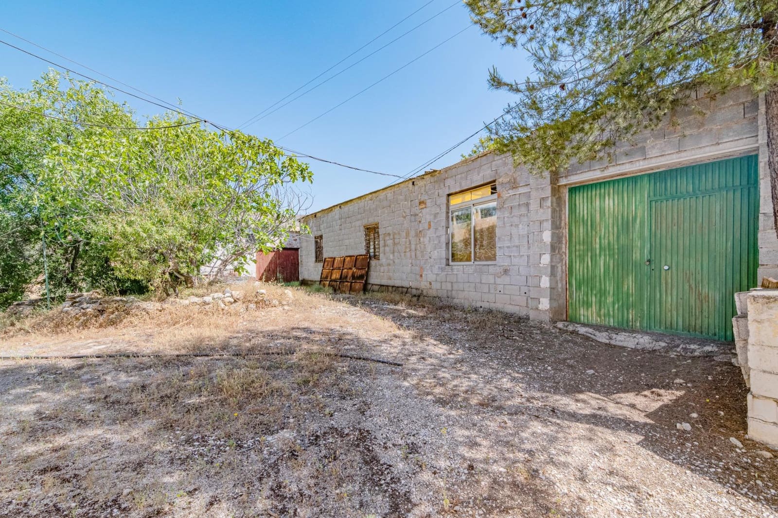 5 bedroom Finca/Country House for sale in Illora - € 44,000 (Ref: 9735569)